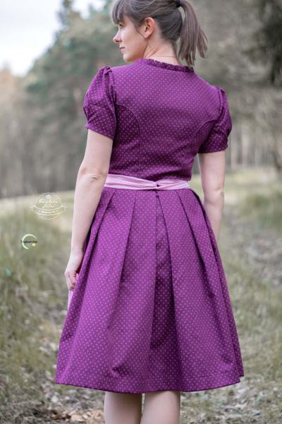 35944-013  ROSI Trachten Baumwoll Satin
